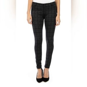 Kut from the Kloth MIA Ankle Skinny Pant size 12